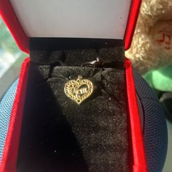 Medalla De Oro De 10 Kilates Nueva No Negociable