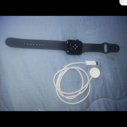 Apple Watch Series 9 Aluminum & Ceramic Case 45mm