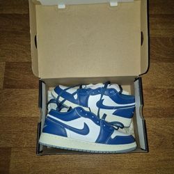 Nike Air Jordan Boys Size 7Y
