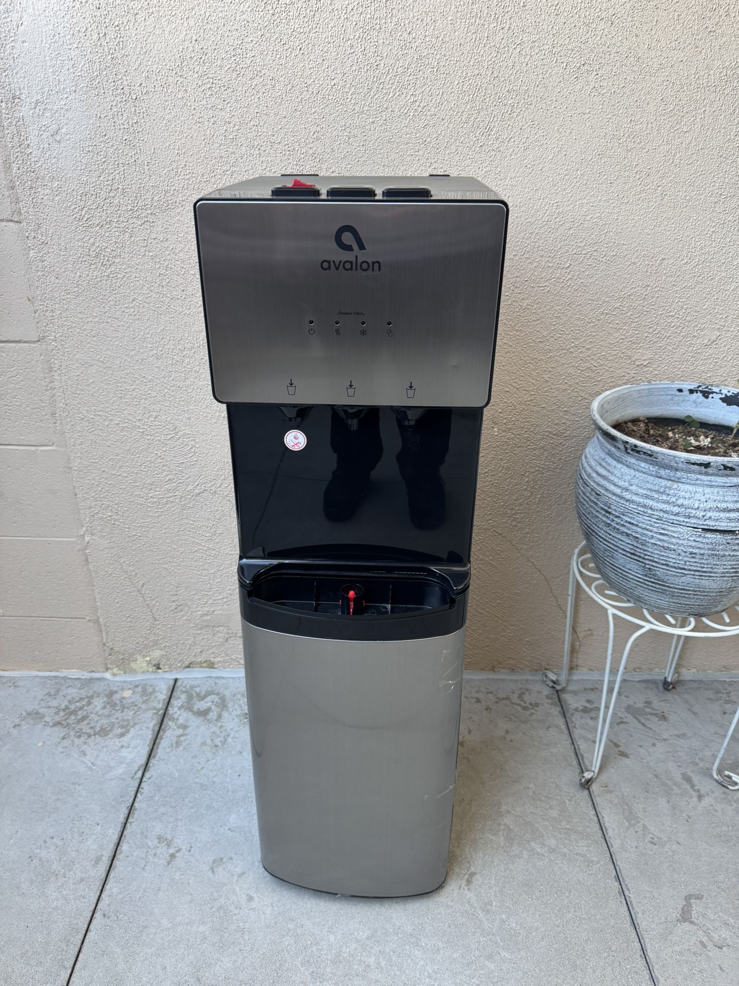 Avalon Water Dispenser
