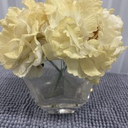 Table Top Glass Yellow Flowers Arraignment 