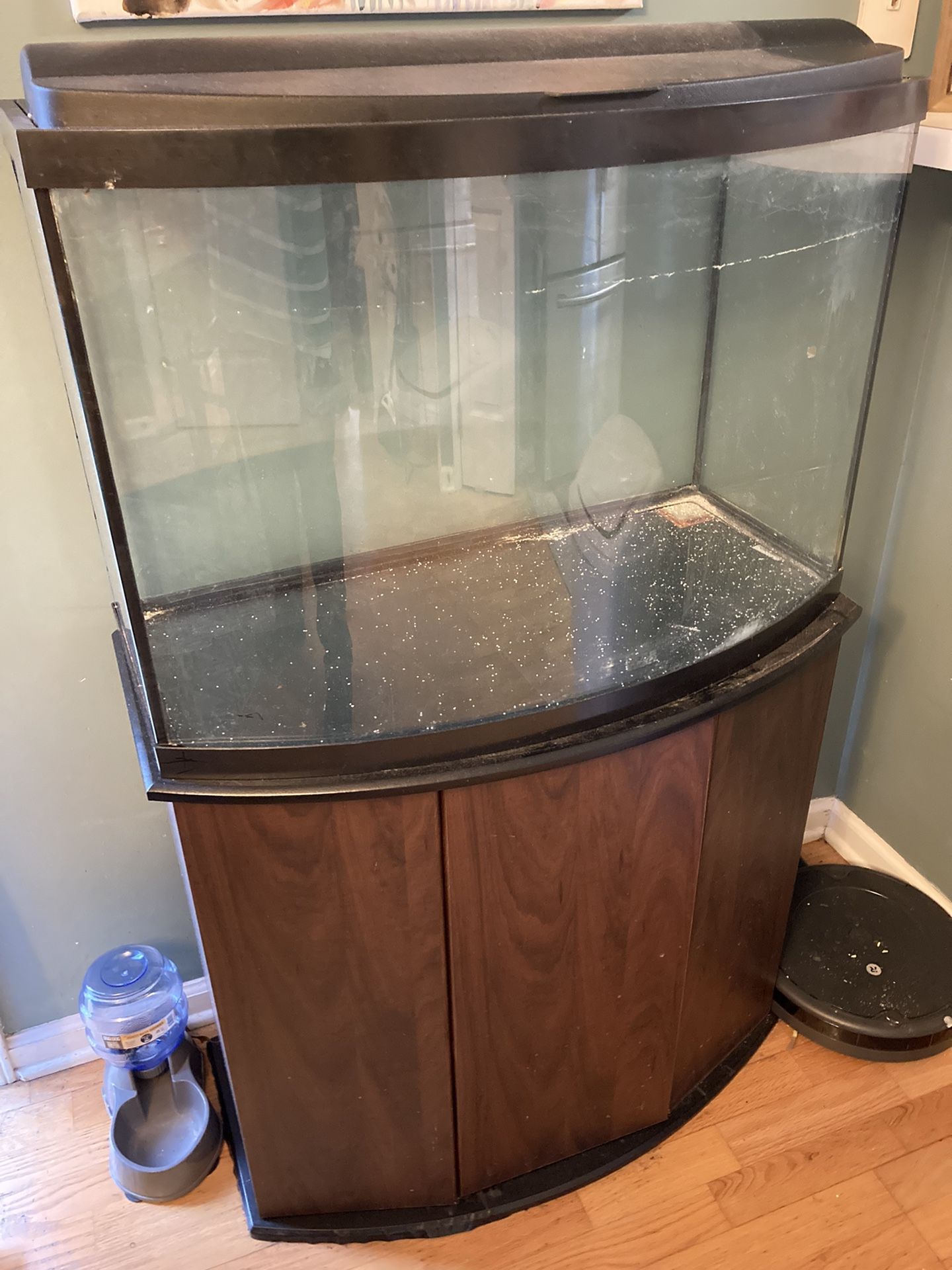 36 Gallon BOW FRONT Fish tank