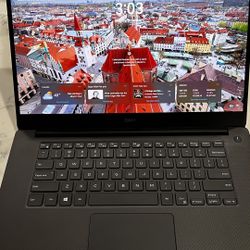 Dell 4K UHD i7 Premium Touchscreen Laptop Like New
