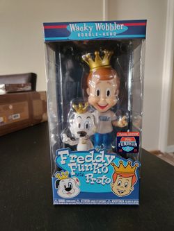 Freddy Funko w/Proto bobblehead