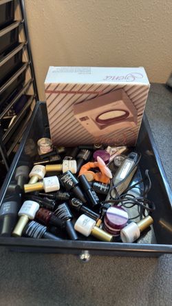 Free gel nail polish