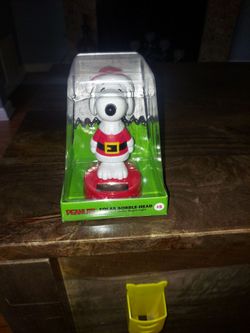 Snoopy bobble head