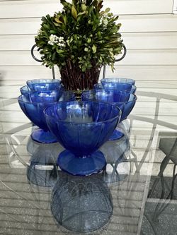 Hazel Atlas Cobalt Blue 2024 Newport Pattern Footed Dessert Bowls