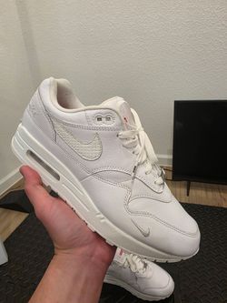Nike x Supreme Air Max 1