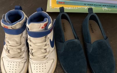 Boys Nike Shoes Size 11  And Old Navy Loafers 