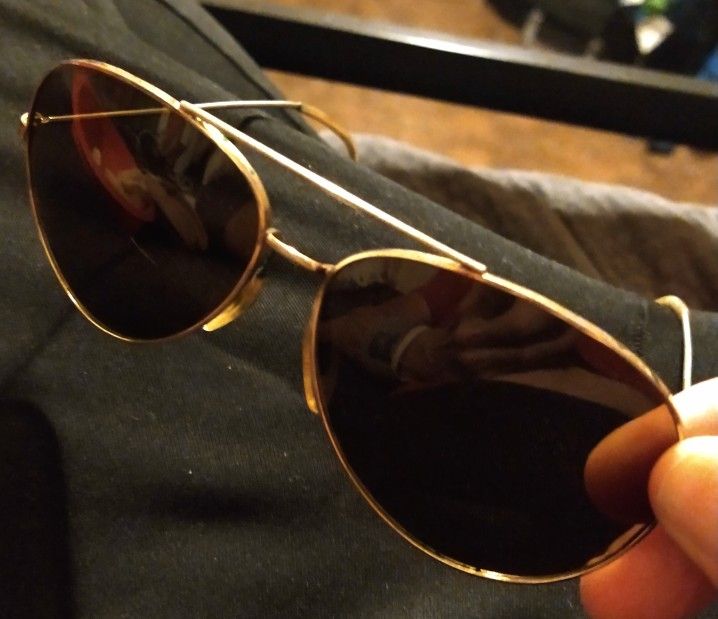 Vintage Gold Aviator Sunglasses 