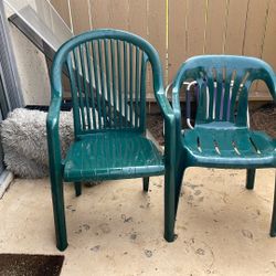 Great Condition. Green Back Patio Chairs.