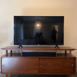 Roku TCL 7104X TV 38” Screen