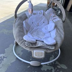 Ingenuity Smart Bouncer Automatic Baby Bouncer 
