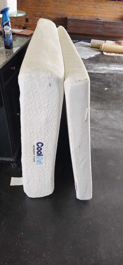Free Twin Mattresses, Table, Chairs, Rugs