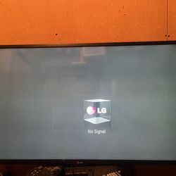 Beautiful 42” LG TV