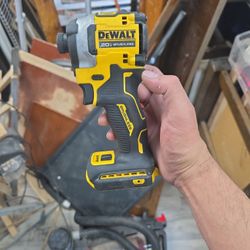Dewalt Super-compact Impact Driver 