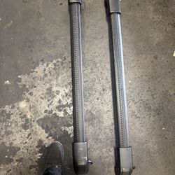GMC Yukon Roof Rack Cross Rails