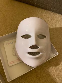LED face mask
