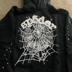 black spyder hoodie with white puff prints size large