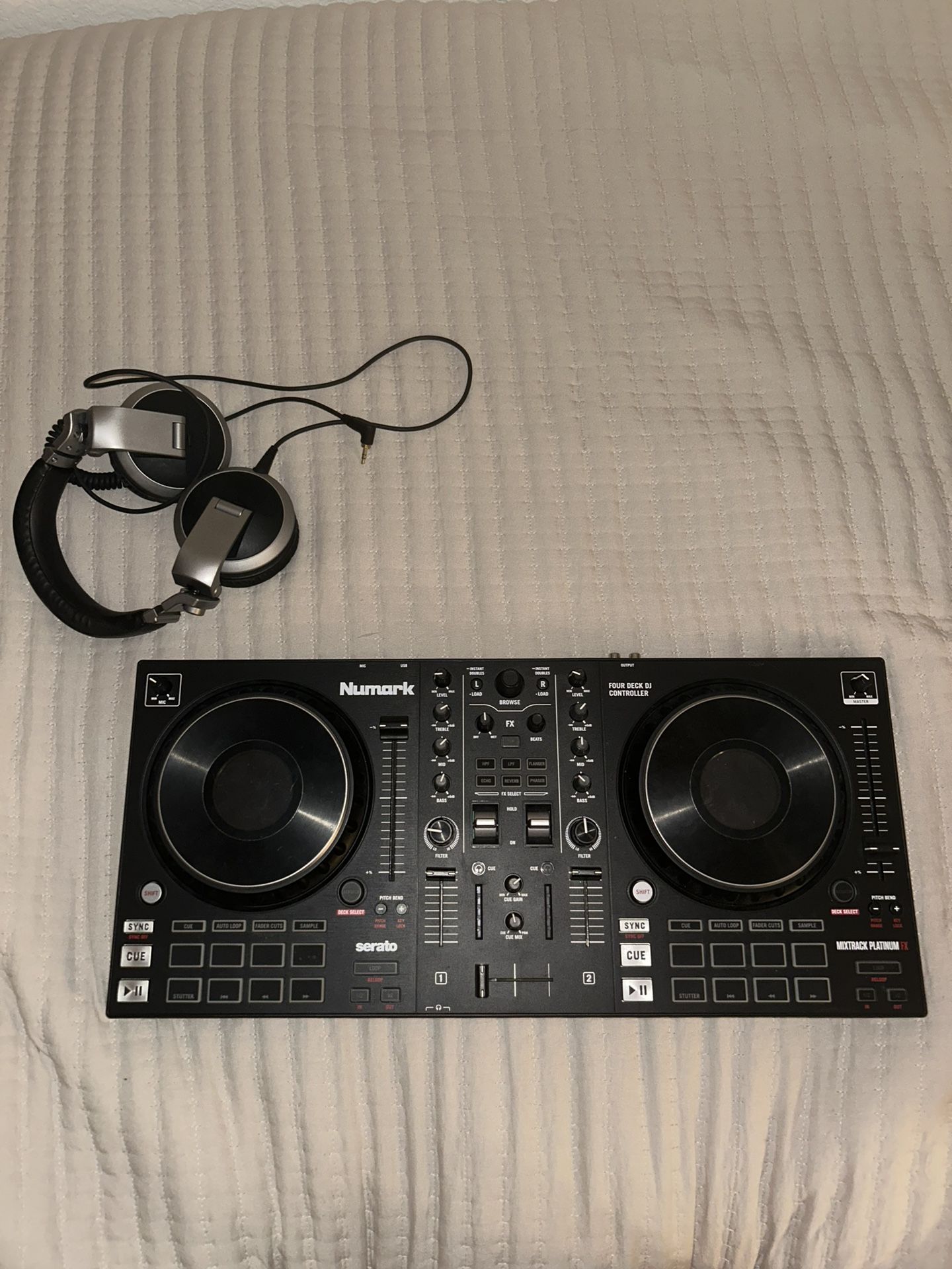 Numark four deck dj controller