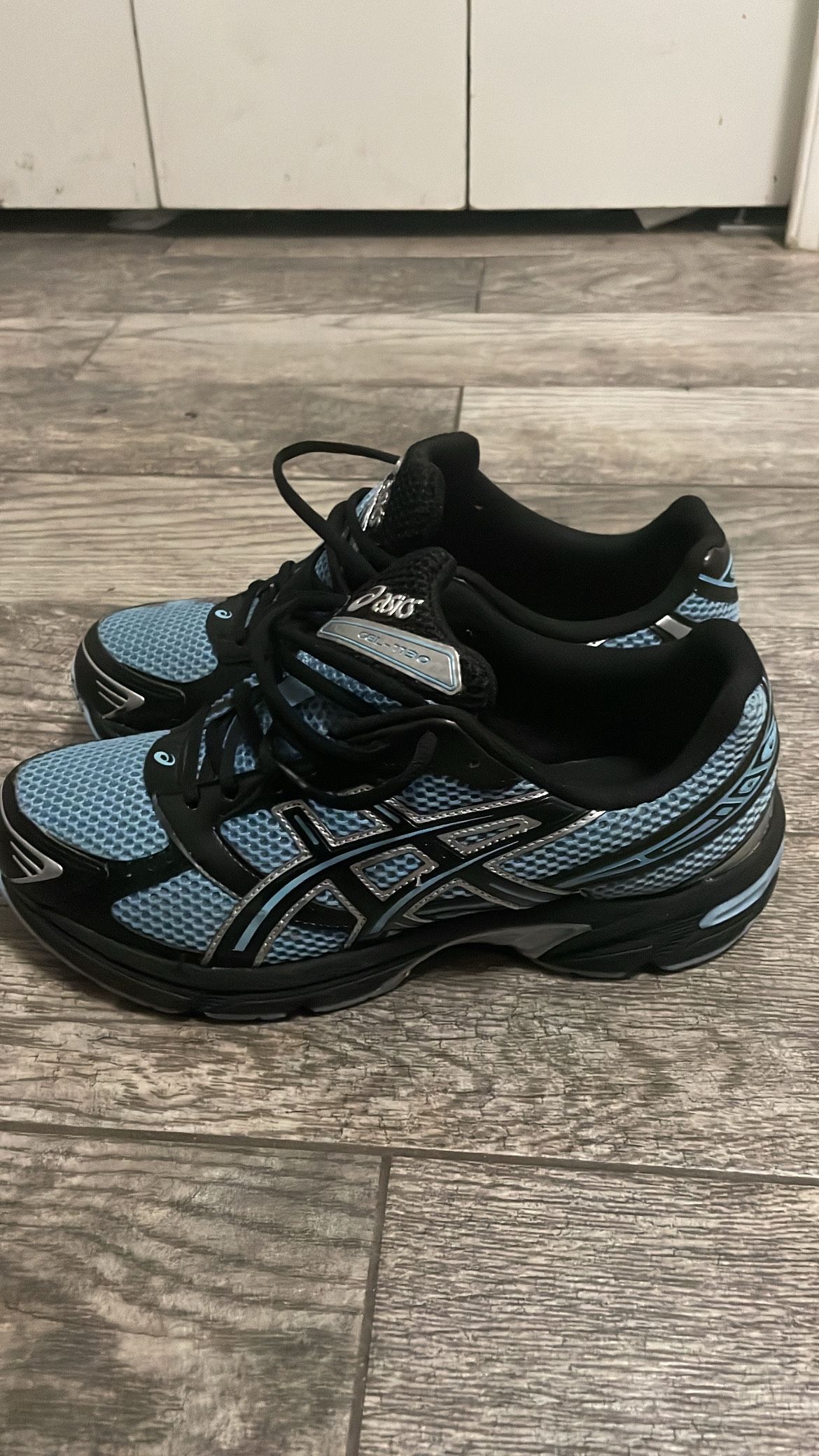 Ascis Size 8.5