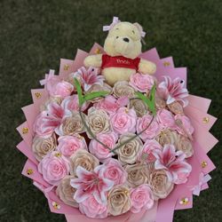 40 count winnie the pooh eternal bouquet 