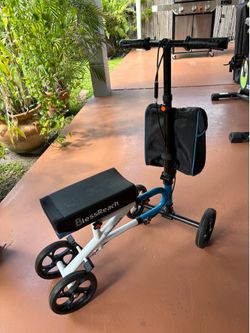 Adult light weight knee scooter