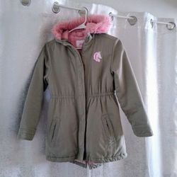 First come first serve!
All for Only 20 dollars!
Jacket Children Place size 10-12 years old like New.
WASHED!!
Light pink jacket WINDPROOF and RAINPRO
