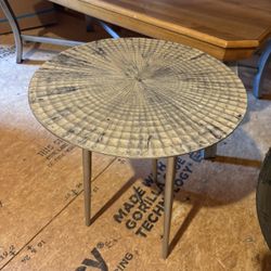 Decorative End Table 