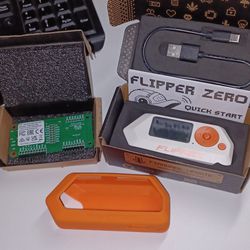 Flipper Zero (100% Real) With Wifi Dev Board And Case.