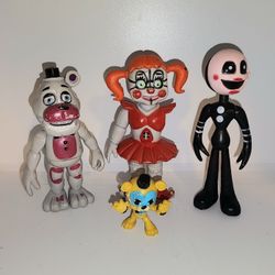 lot of FNAF Five Nights at Freddy's figures...  see description 