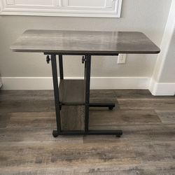 Rolling End Table Adjustable Hight ( Couch Table ) 