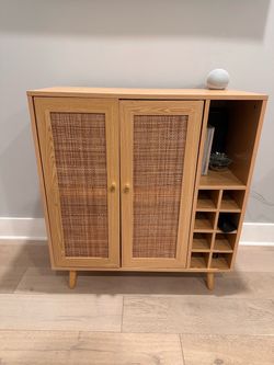 Rattan Door Bar Cabinet with Wine Rack