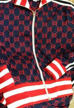 Gucci sweatsuit