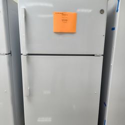 GE Refrigerator