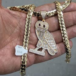 14K Premium Gold Plated Owl🦉 Pendant And Cuban Necklace 