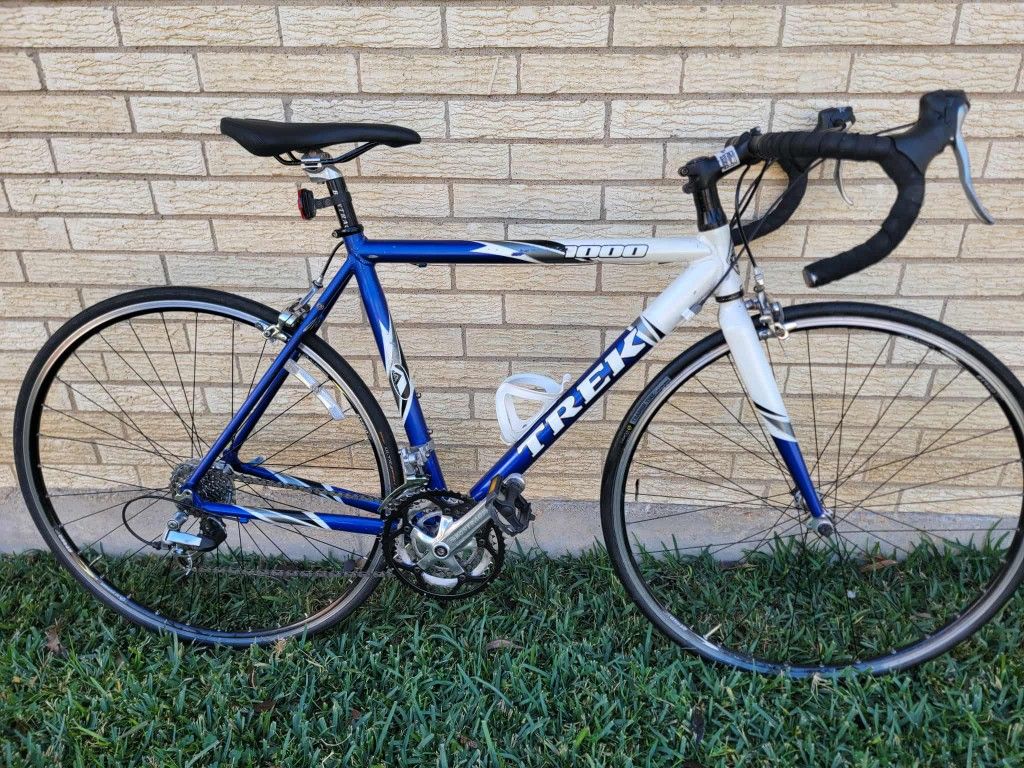 Trek 1000 Road Bike