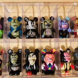 Disney Vinylmation 3" Villains 1 Complete Set w/ Jafar Chaser & Artist Cards