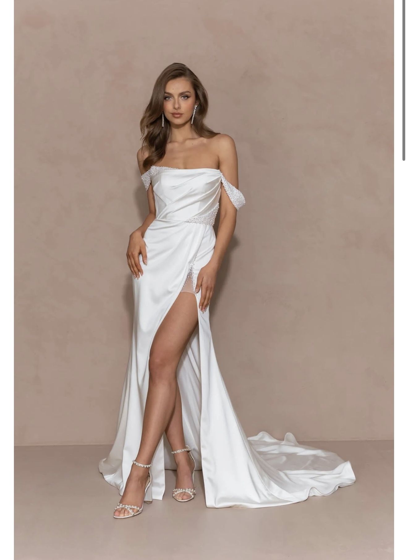 Evie Young Bridal Tate Wedding Dress Size US 10