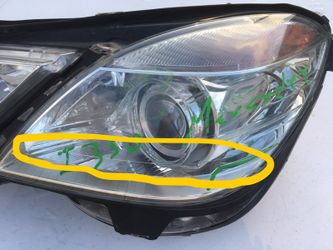 2012 Mercedes 350 Headlight