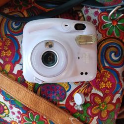 Insta Pix Camera 8 Films