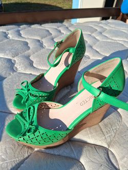 Women's heels