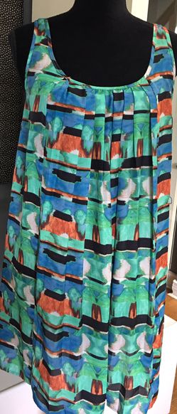 Sleeveless tunic dress/ small