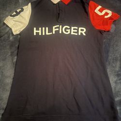 Tommy Hilfiger shirt size Medium