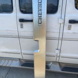 Tailgate Trim Square Body 