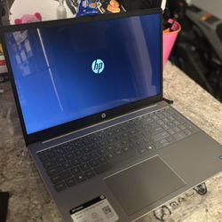 HP laptop W/ 15 Inch Screen 