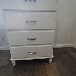 Kids Dresser 
