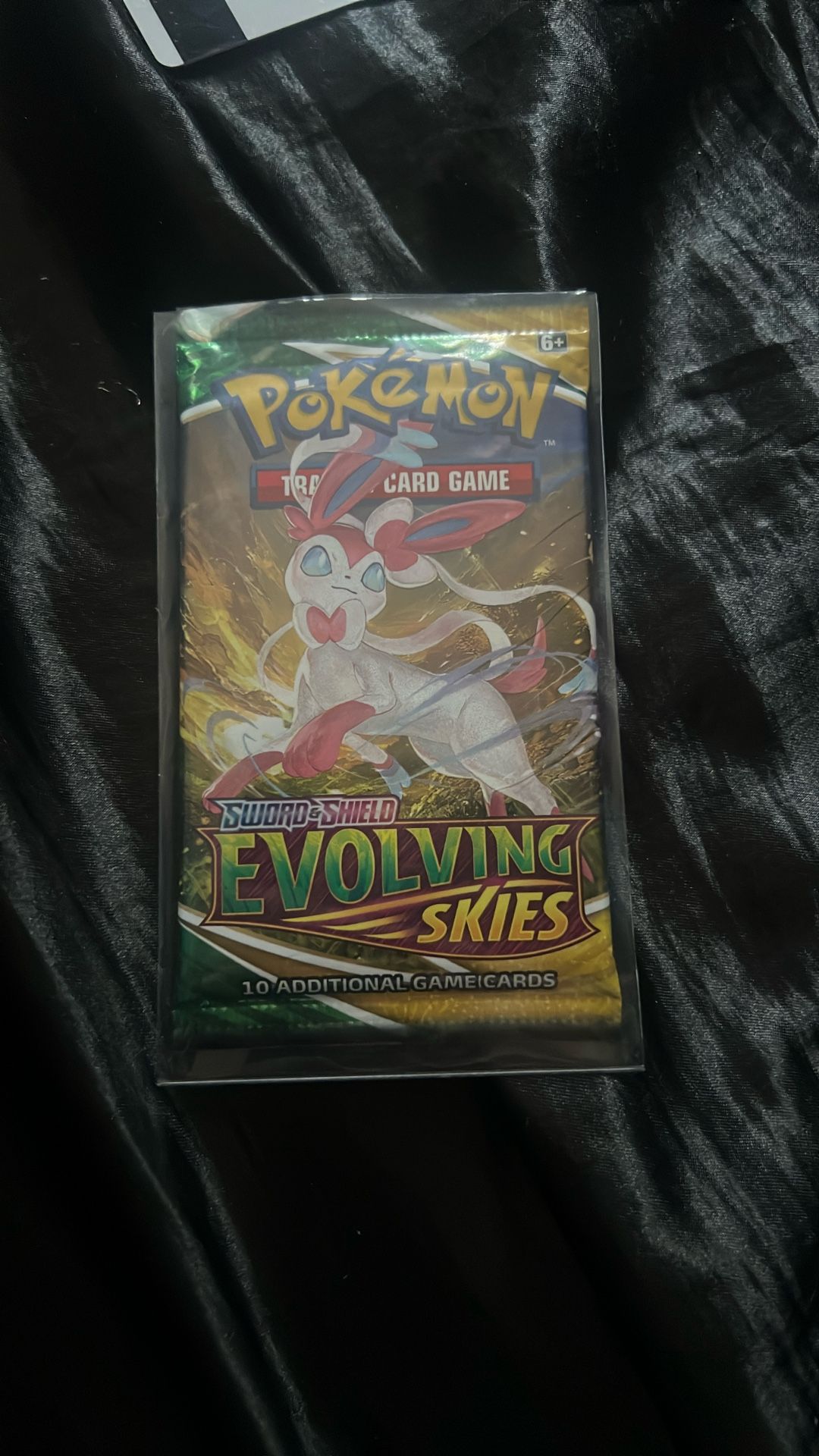 Evolving Skies Sealed Pack