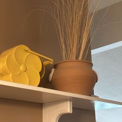 Decoration Set Yellow Like New