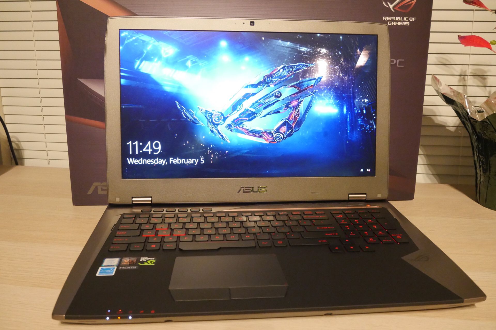 Awesome and Fast Gaming Laptop Asus G701VI i7 7820HK and GTX 1080 8GB